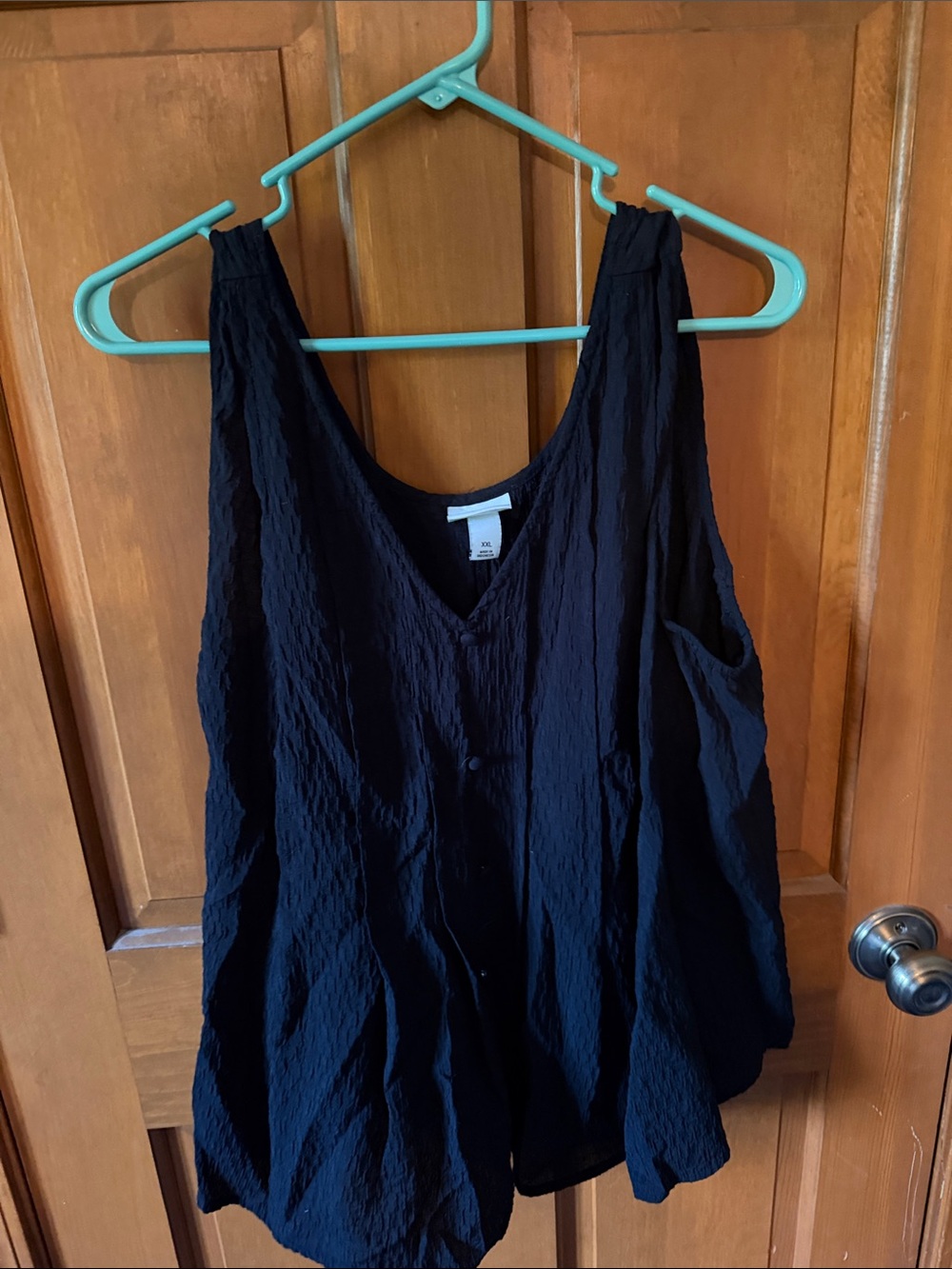 Ava & Viv Black Textured V-Neck Tank Top